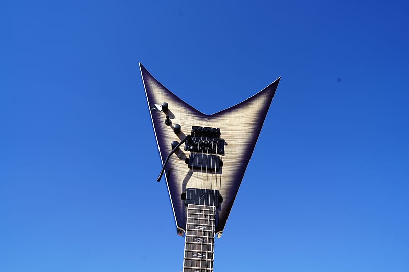 Электрогитара Dean Vengeance Select Floyd - Charcoal Burst 6-String Electric Guitar