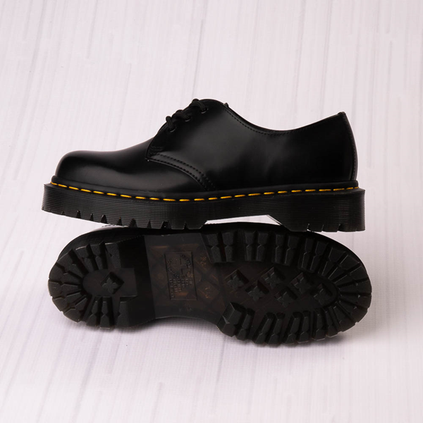 цена Dr. Martens 1461 Bex Повседневная Обувь, черный