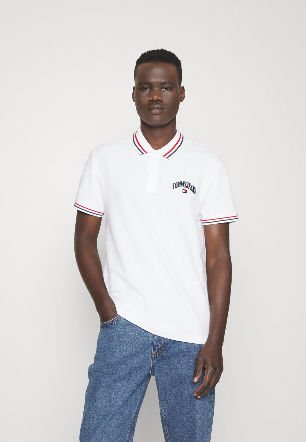 

Поло GRAPHIC TIPPED Tommy Jeans, белый
