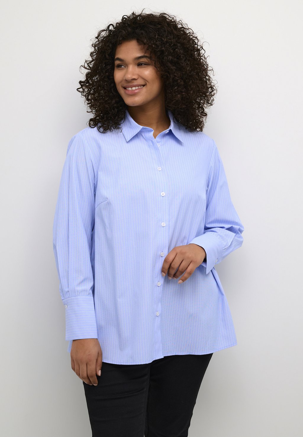 Блузка-рубашка EMMI Kaffe Curve, цвет blue white stripe