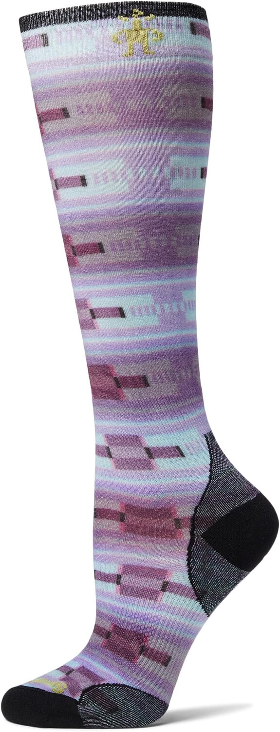 

Подушка Ski Zero с принтом Flirt with Me поверх икры Smartwool, цвет Purple Iris