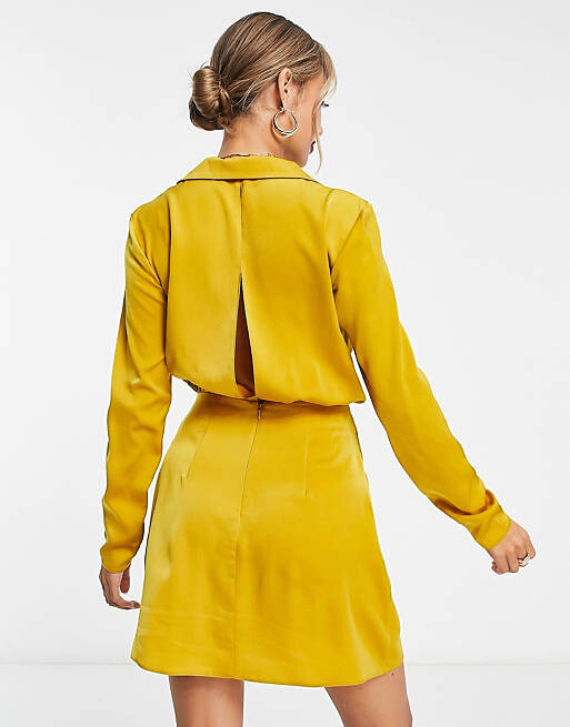 

Золотое атласное платье мини с воротником ASOS DESIGN