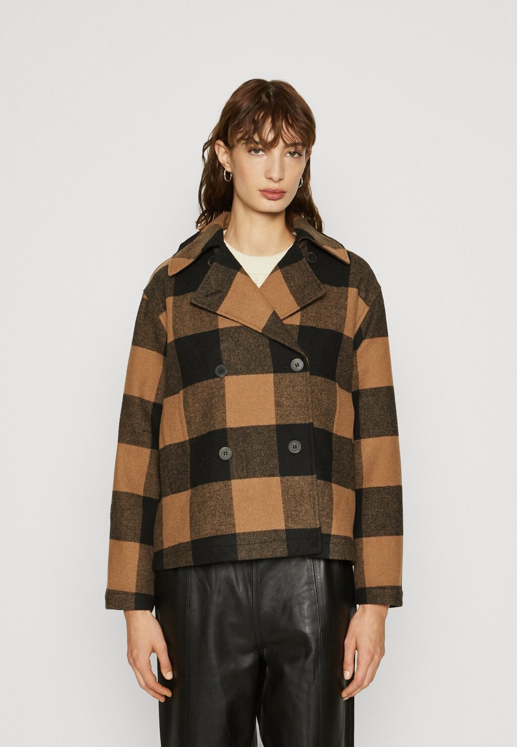 

Куртка межсезонная SLFEVANA JACKET Selected Femme, жареный кокос/черный