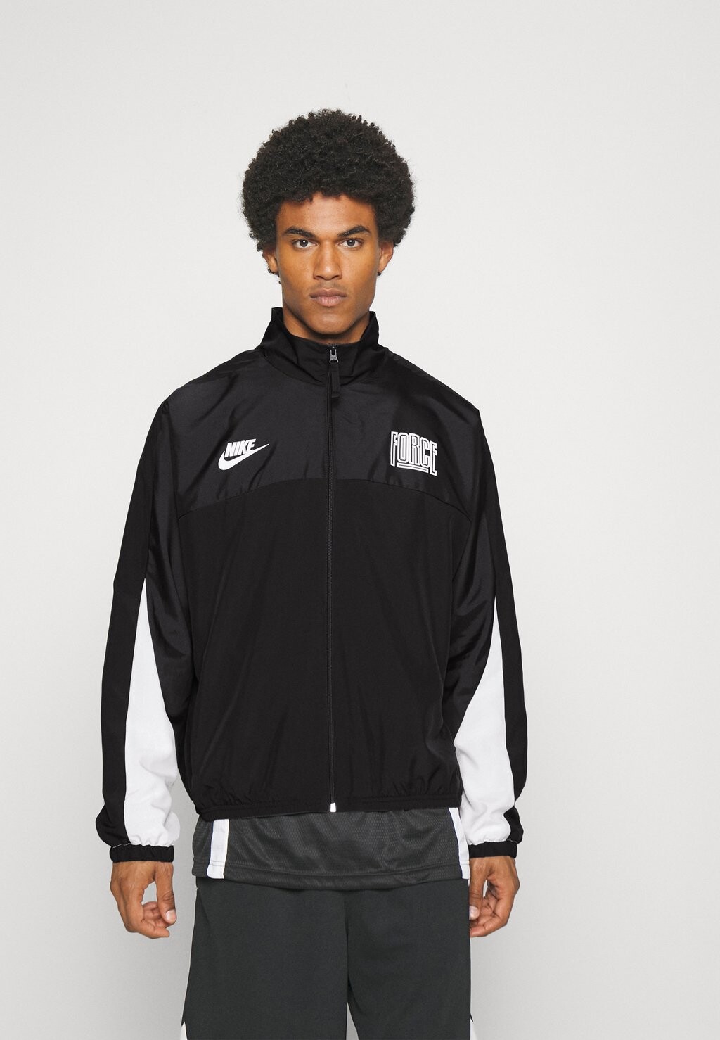 

Спортивная куртка M DF START 5 Nike, черный/белый/черный/белый