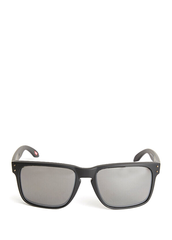 

Черные мужские солнцезащитные очки Oakley