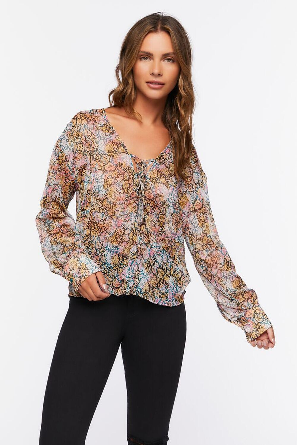 

Шифоновый топ на шнуровке с цветочным принтом Forever 21, черный