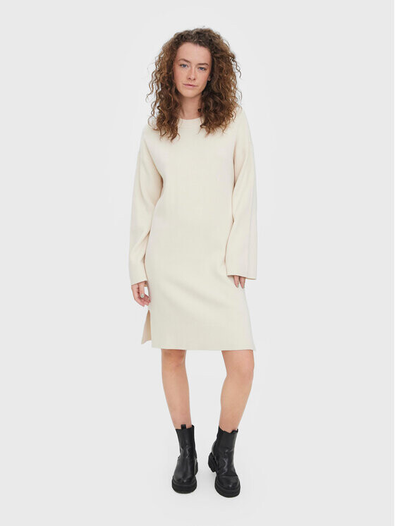 

Трикотажное платье свободного кроя Vero Moda, экрю
