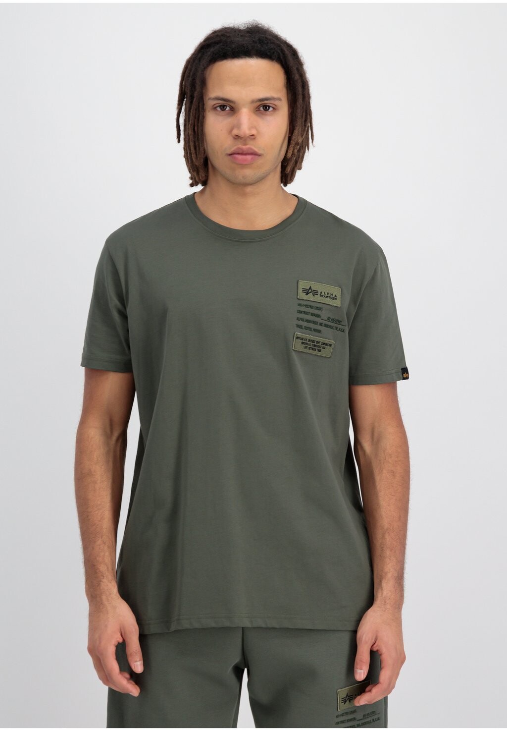

Футболка с принтом Alpha Industries, оливковый меланж