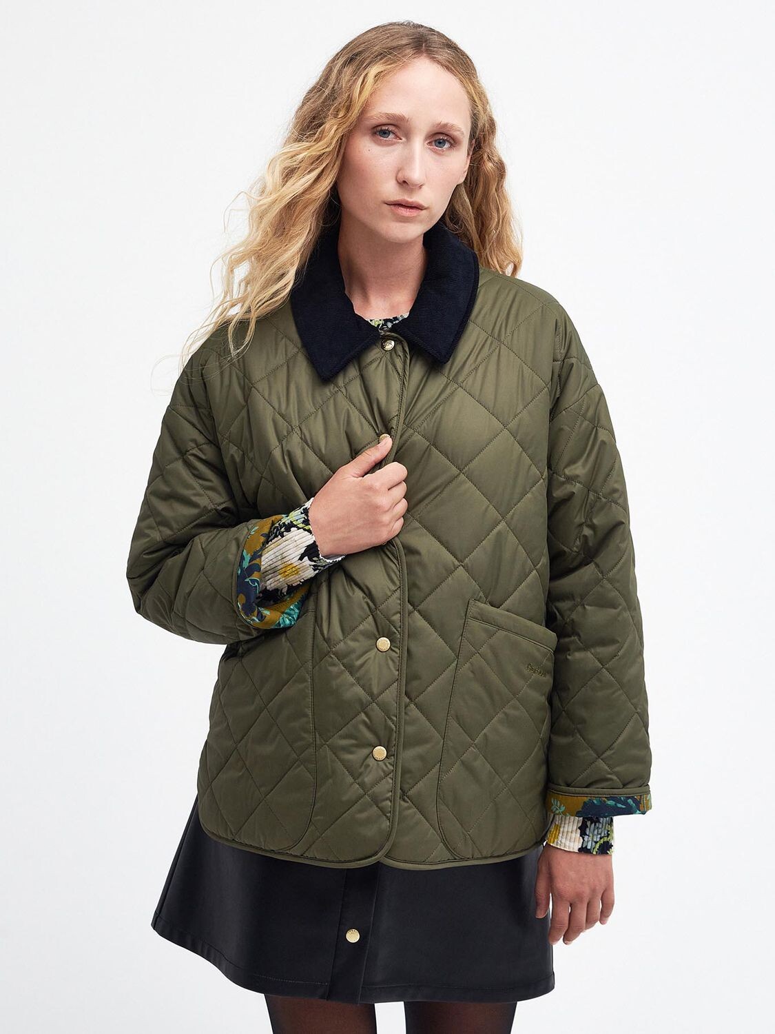 

Двусторонняя стеганая куртка Daintry из коллаборации с House of Hackney Barbour, папоротник/опия