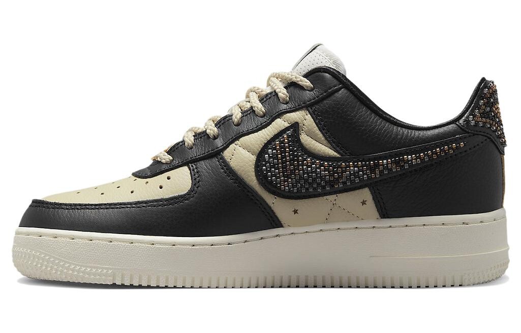 

Кроссовки Nike Air Force 1 Low Skate женские, черный