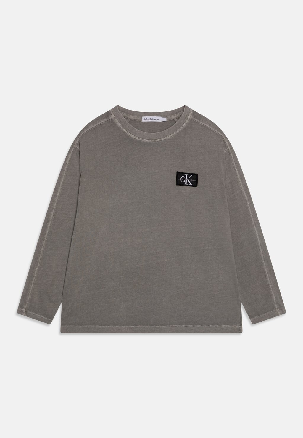 

Топ с длинными рукавами MINERAL DYE BADGE Calvin Klein Jeans, цвет dark grey