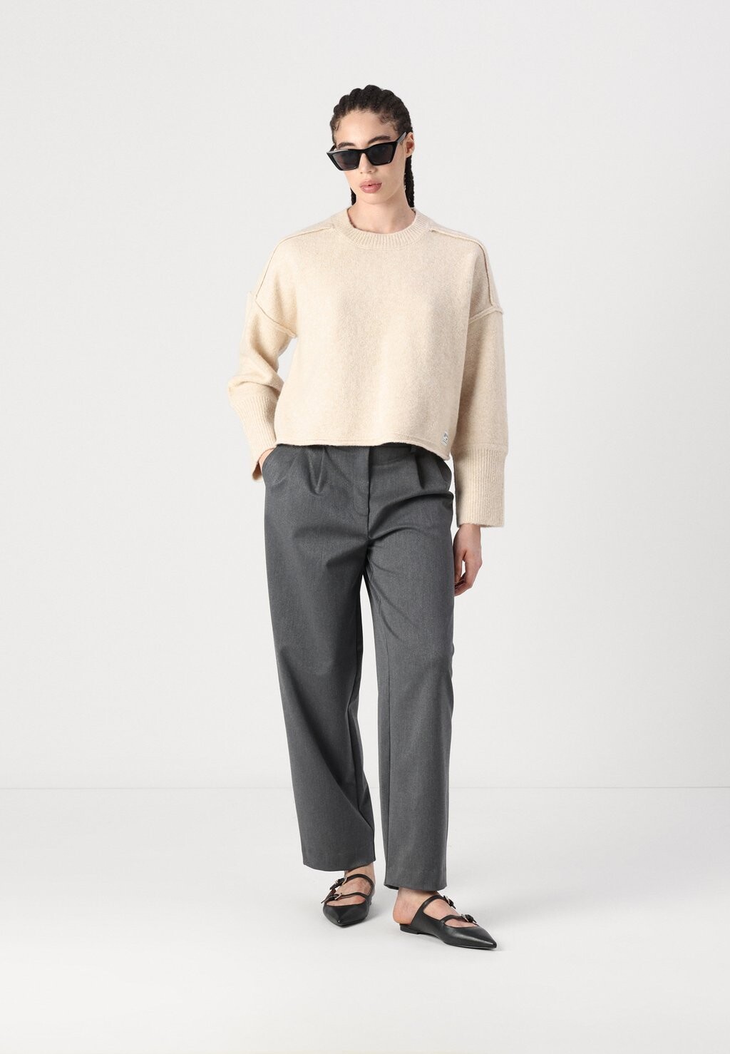 

Джемпер BDG Urban Outfitters, кремовый