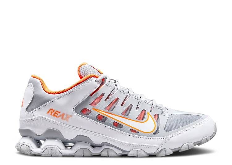 

Кроссовки Nike REAX 8 TR 'WOLF GREY TOTAL ORANGE', серый