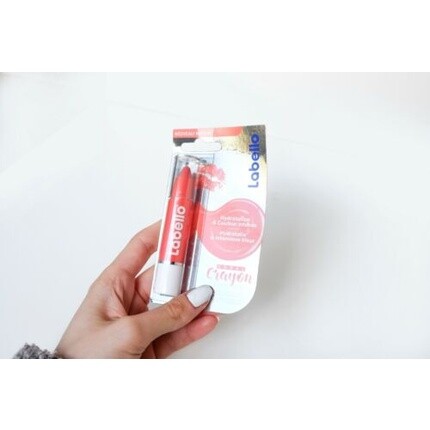 

Coral Crayon Hydratation & Intense Color Lip Stick 3G, Labello