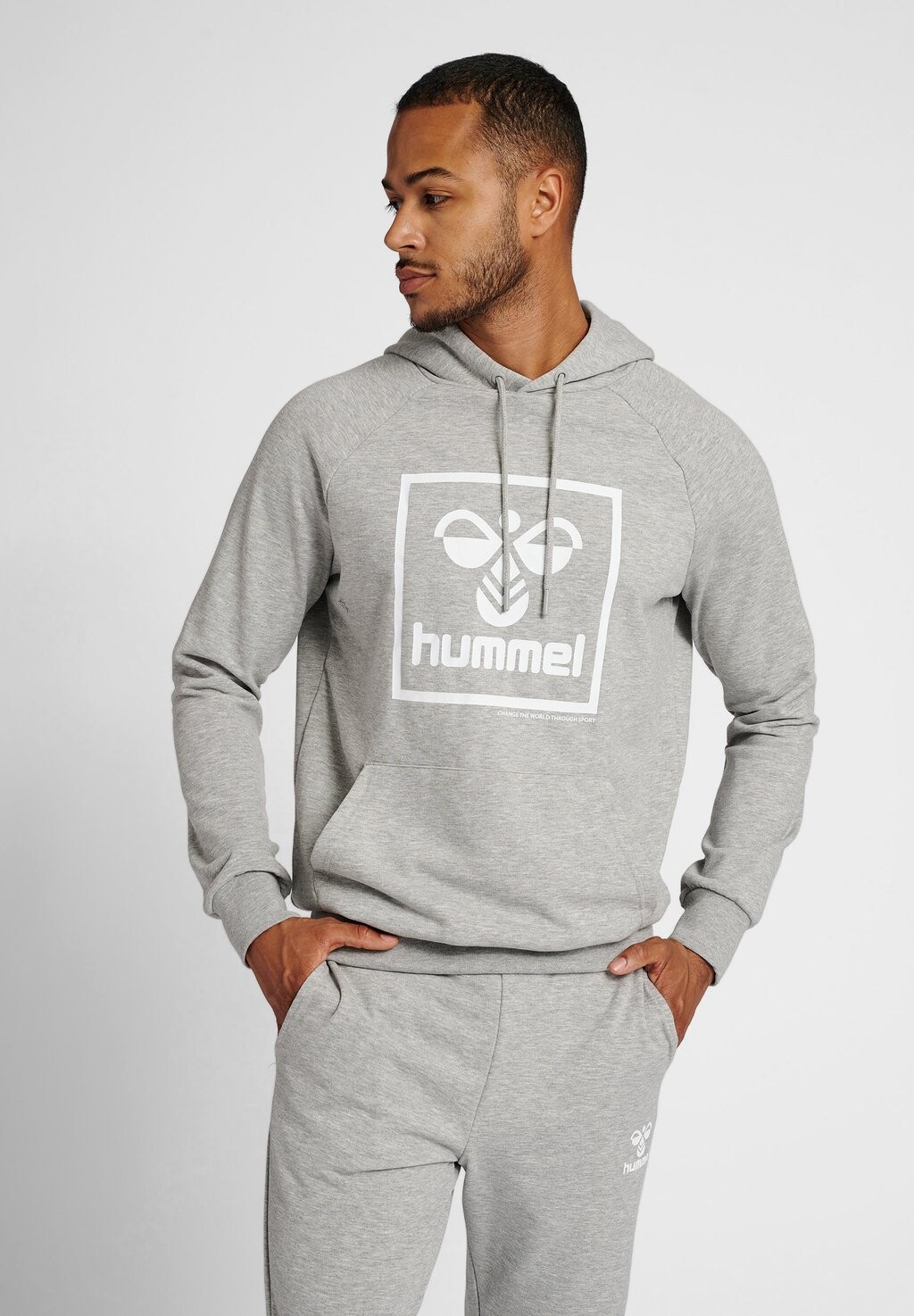 

Толстовка Hummel