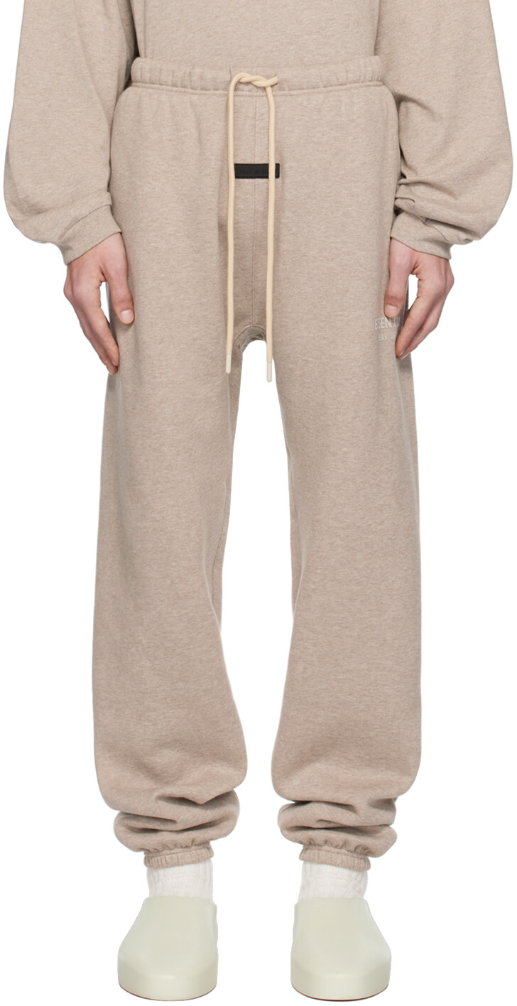 

Бежевые спортивные штаны на кулиске Fear of God ESSENTIALS