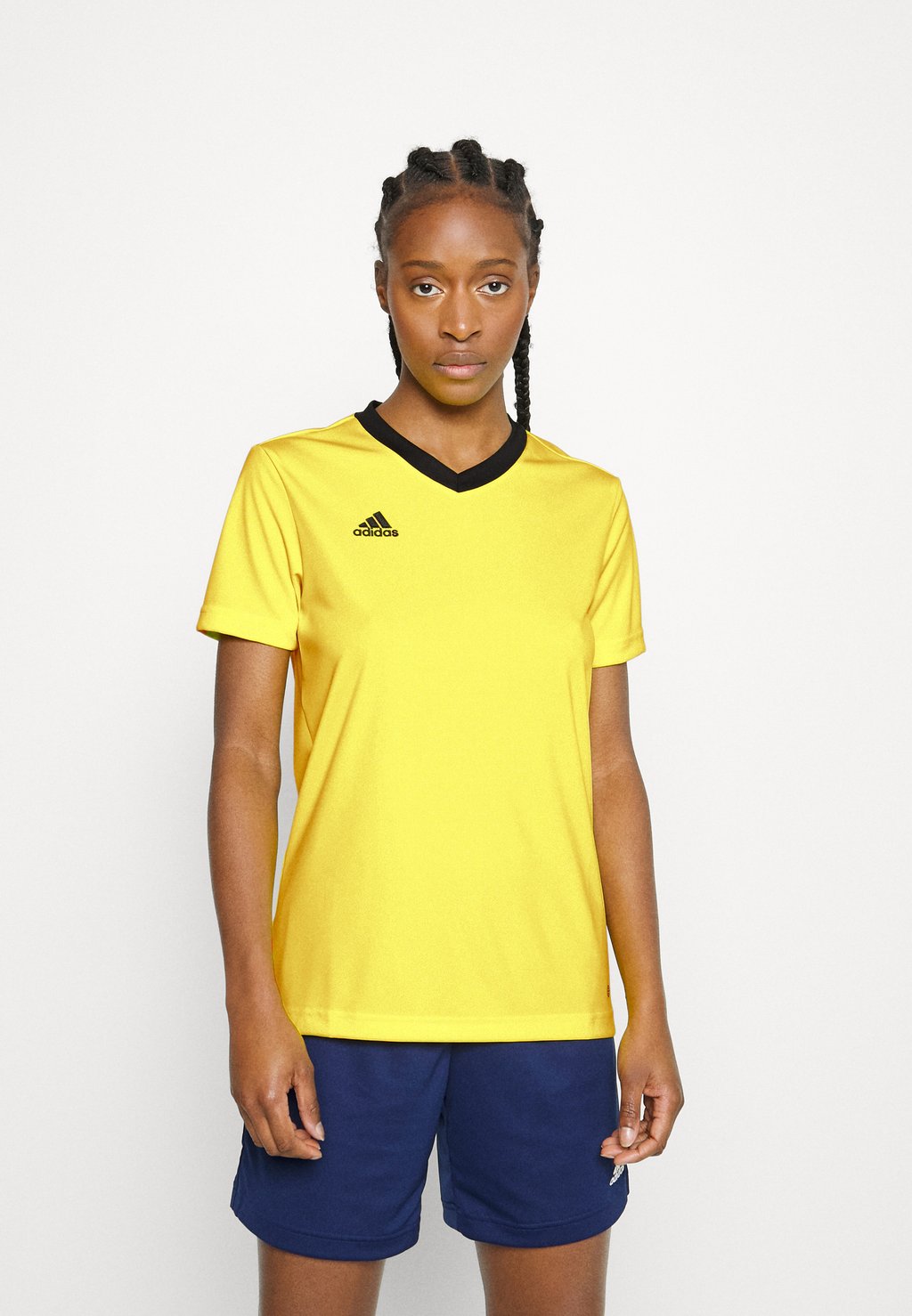 Спортивная футболка Adidas самокат tech team lambo yellow 2000585489045