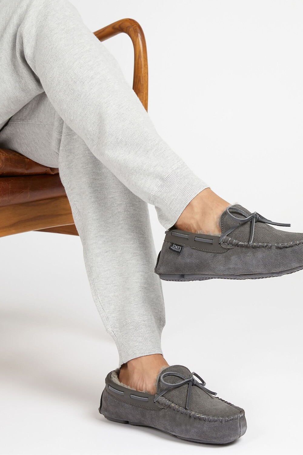 

Мужские тапочки Jones Bootmake на подкладке из овчины Jones Bootmaker, серый