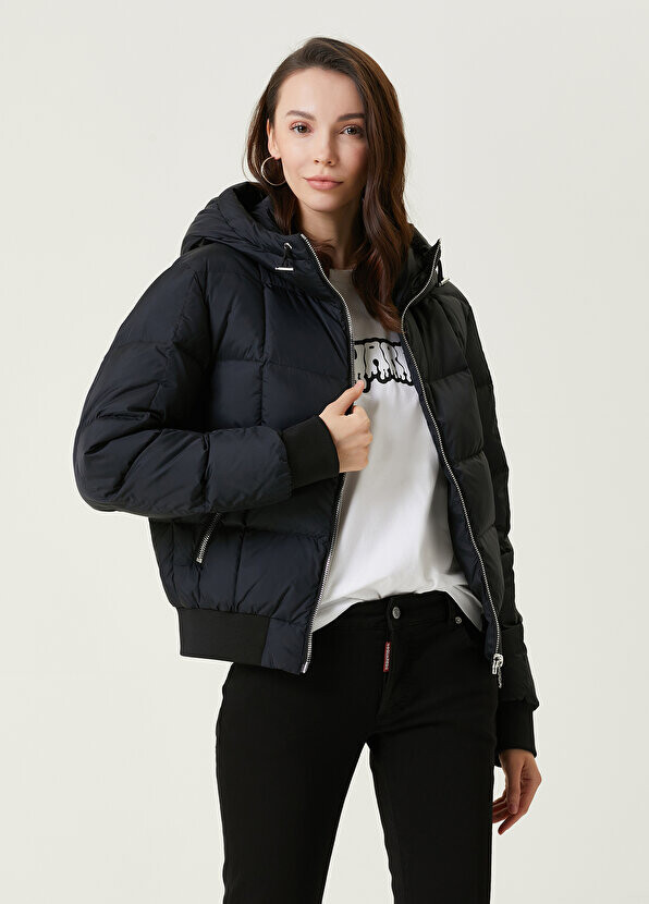 

Черное пуховое пальто с капюшоном Dsquared2, Черный