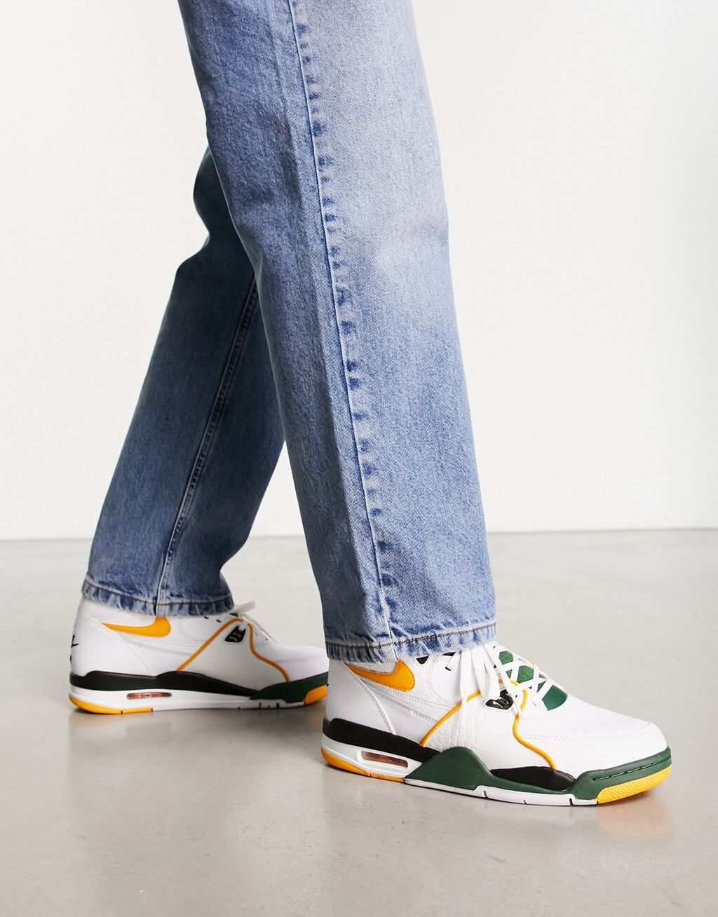

Бело-желтые кроссовки Nike Air Flight 89, Желтый