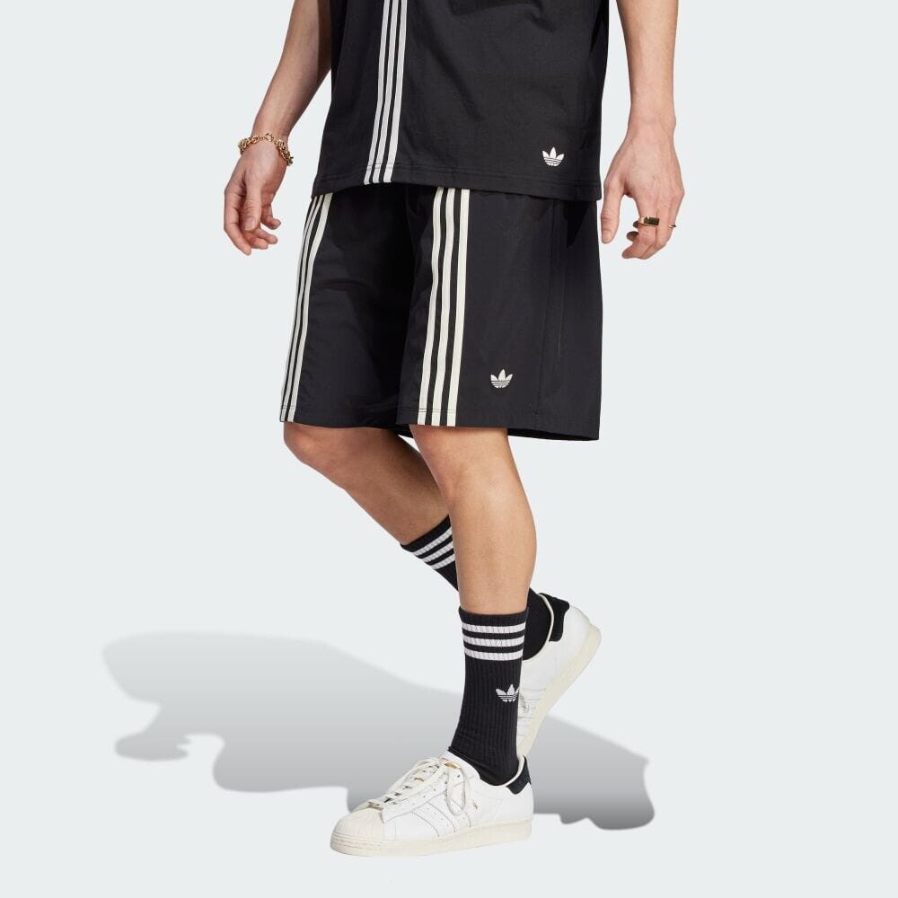 

Шорты Adidas HZ0704