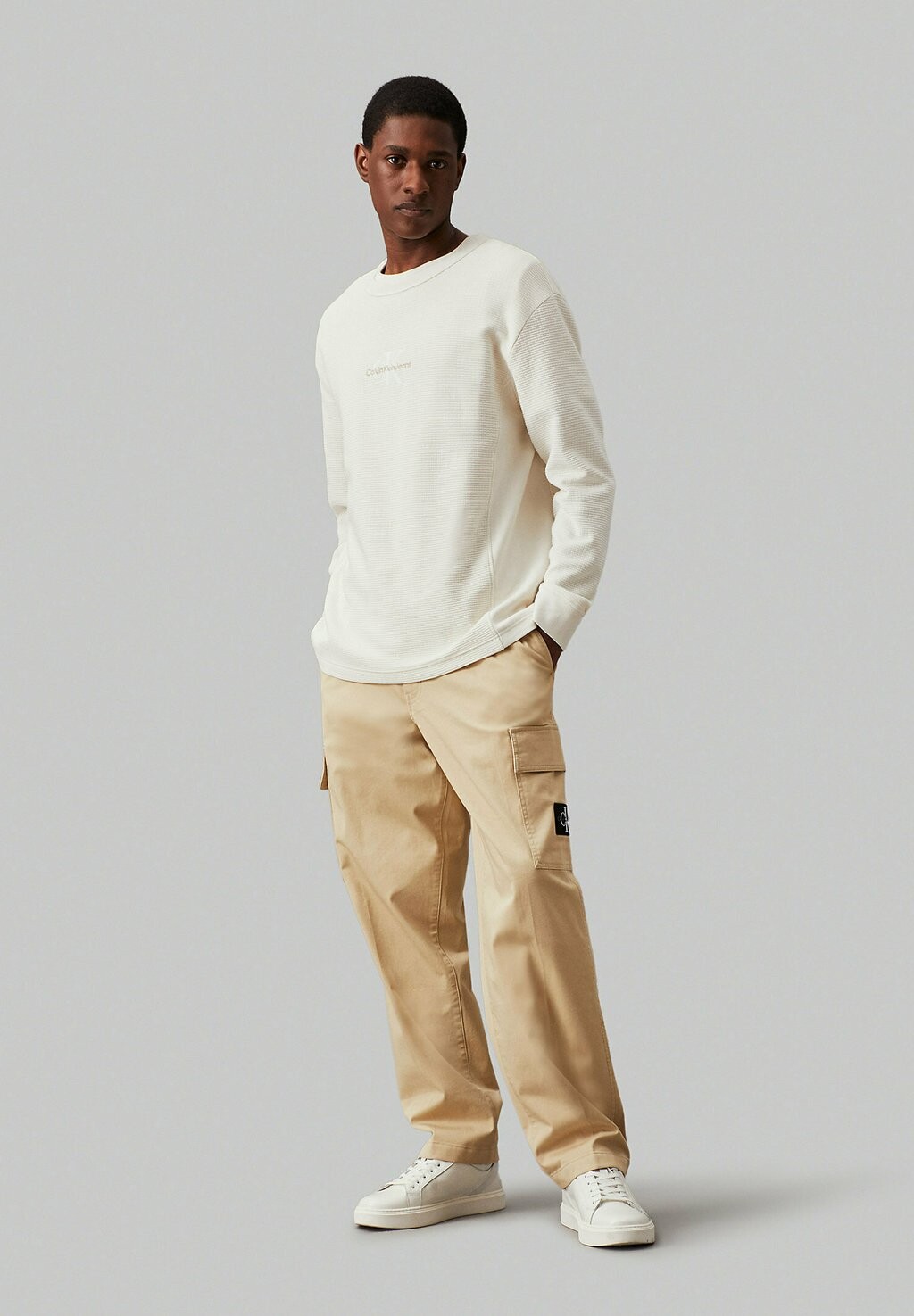 

Брюки-карго REGULAR STRAIGHT Calvin Klein, бежевый