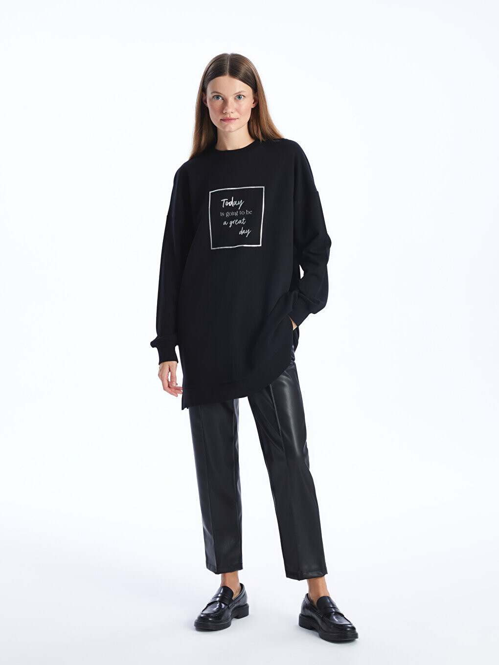 

Прямые женские брюки из искусственной кожи стандартного кроя LCW Modest