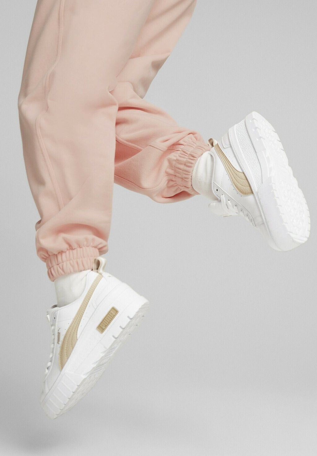 

Кроссовки Puma