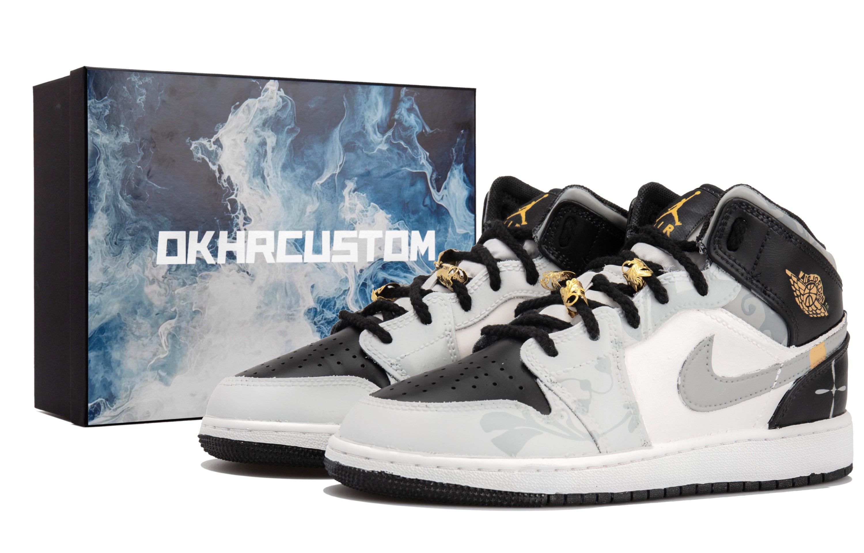 

Баскетбольные кроссовки Air 1 для детей, начальная школа Jordan, цвет Gray Black/Gold