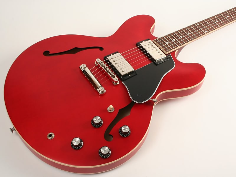 Электрогитара Gibson ES-335 Satin Modern Collection Cherry 214530126