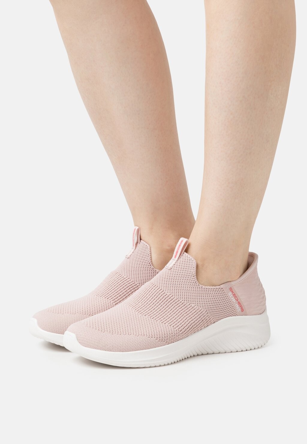 

Низкие кроссовки Skechers, светло-розовый