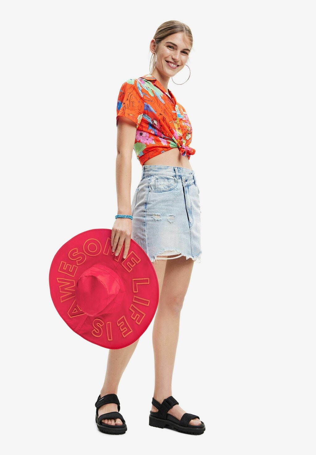 

Шляпа Desigual, красный