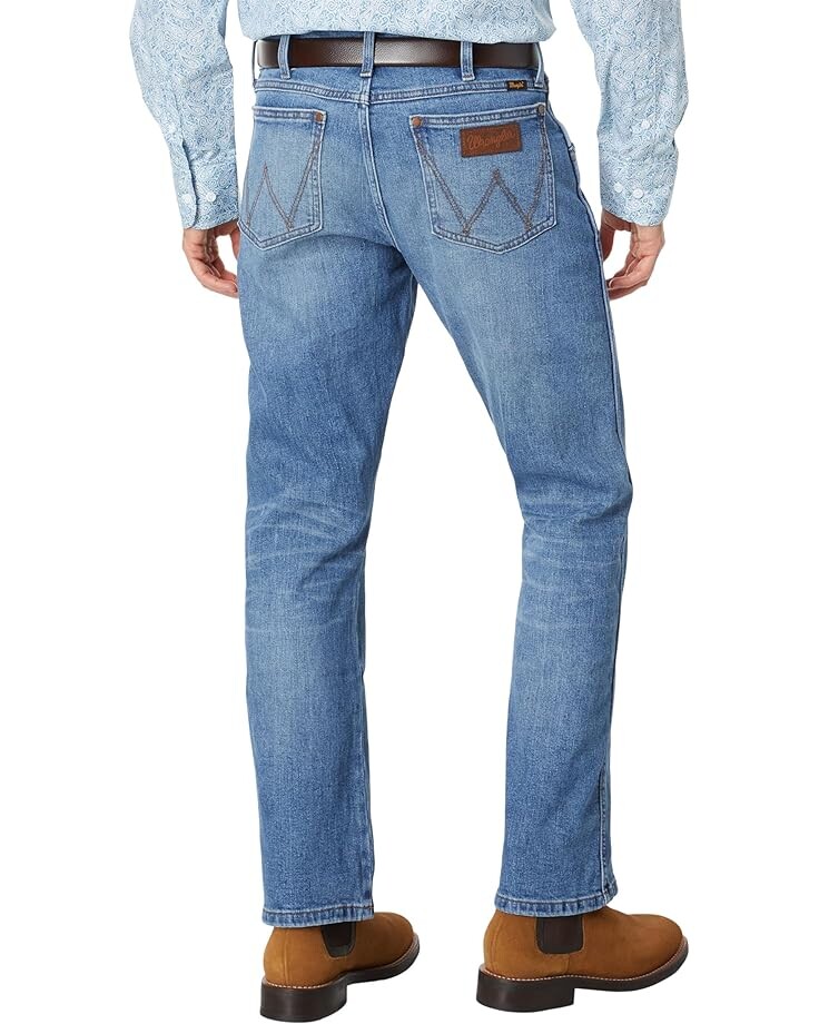 

Джинсы Wrangler Retro Green Jeans Slim Boot in Kresby, цвет Kresby