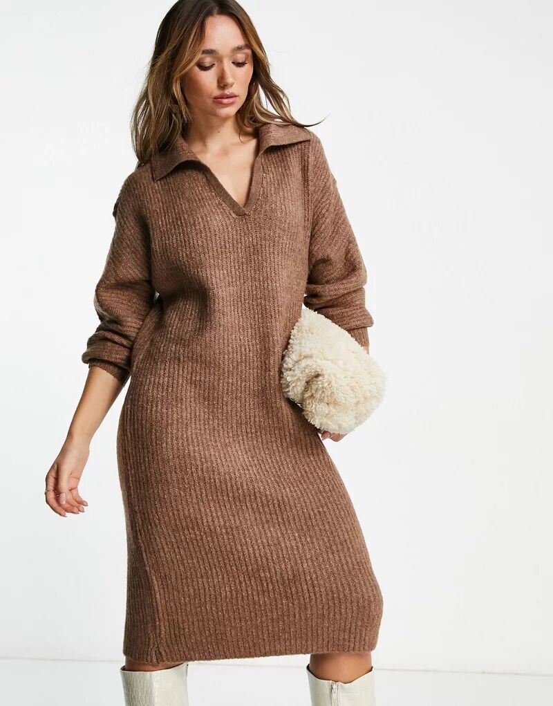

Vero Moda – вязаное платье макси коричневого цвета с воротником