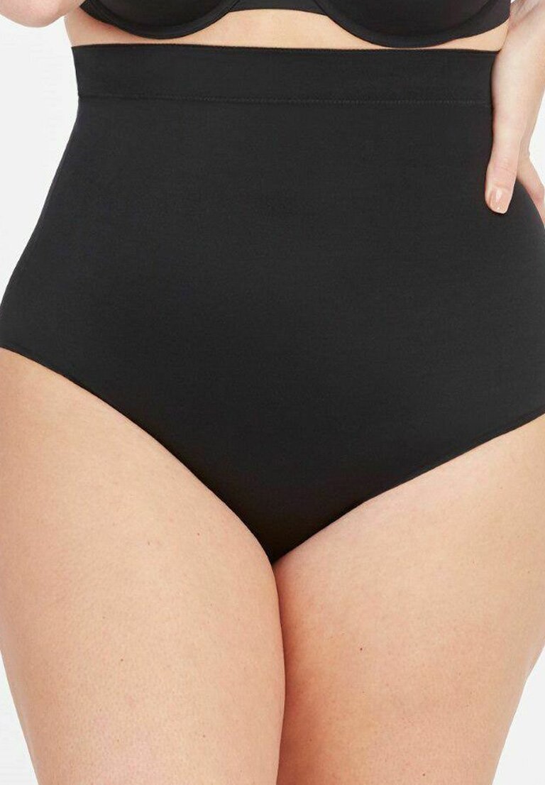 

Корректирующее белье Spanx