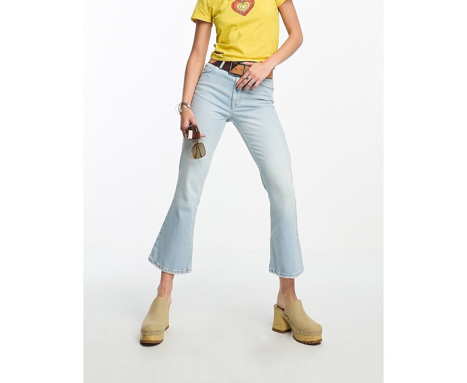 

Голубые расклешенные джинсы ASOS DESIGN