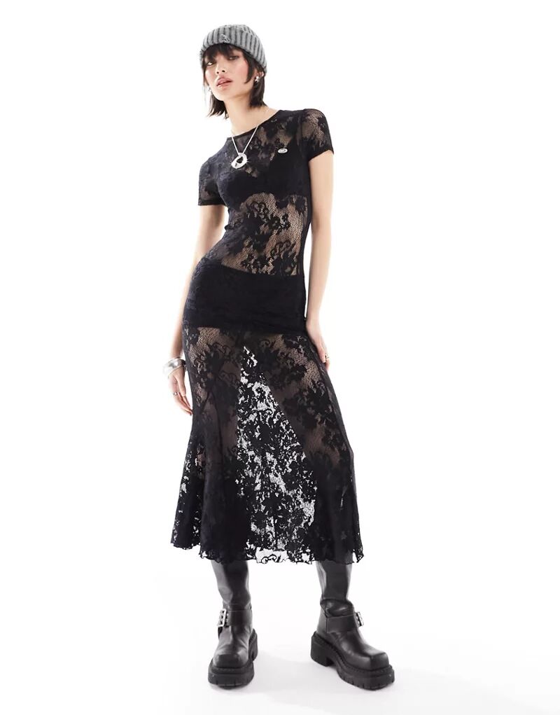 цена Basic Pleasure Mode – черное кружевное платье макси с короткими рукавами