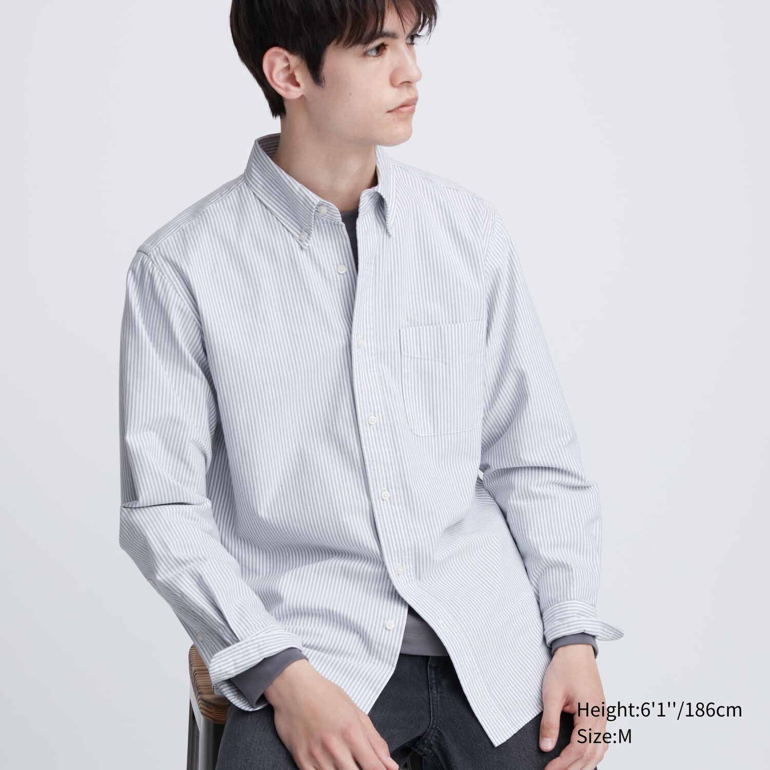 

Полосатая оксфордская рубашка обычного кроя Uniqlo, серый