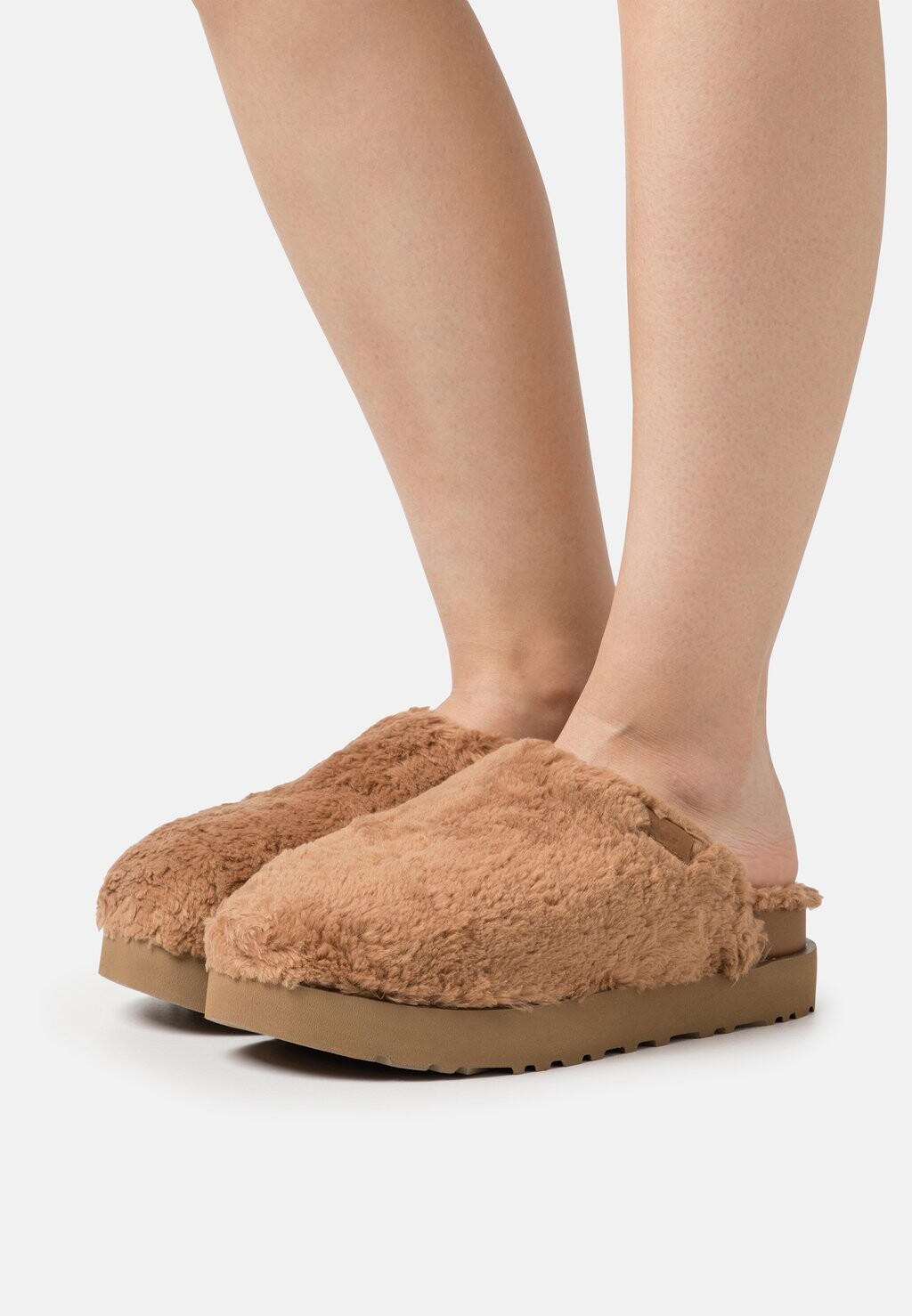 

Тапочки FUZZ SUGAR UGG, коньяк