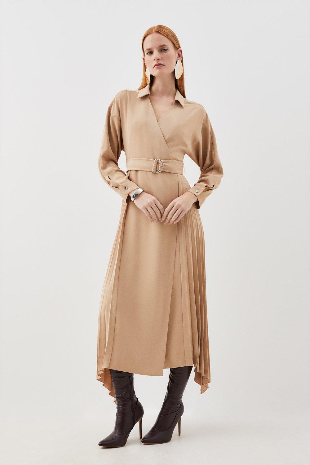 Мягкое приталенное платье-рубашка со складками и поясом Karen Millen, бежевый цена и фото
