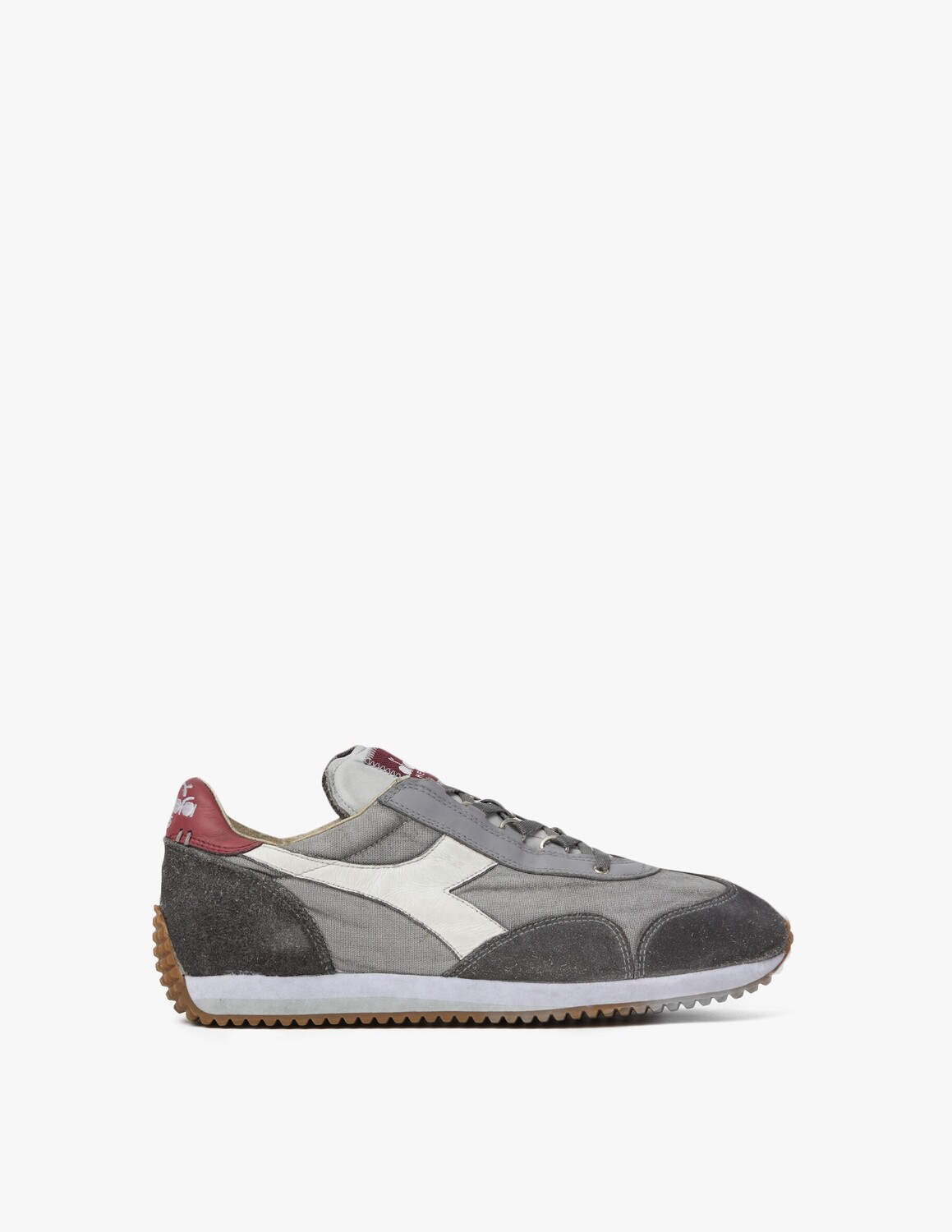 

Кроссовки Equipe h с эффектом грязного камня Diadora, серый