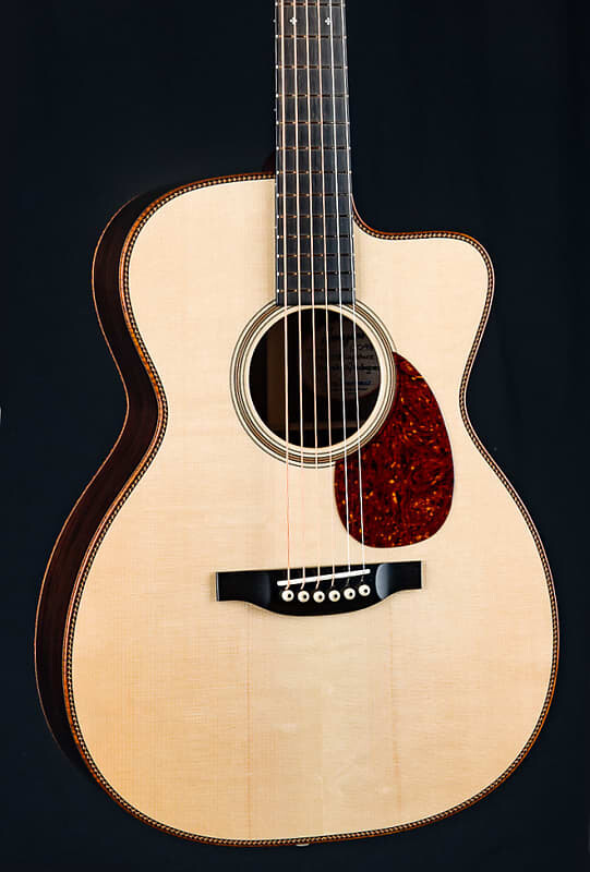 

Акустическая гитара Bourgeois OMC DB Signature Madagascar Rosewood and Adirondack Spruce NEW