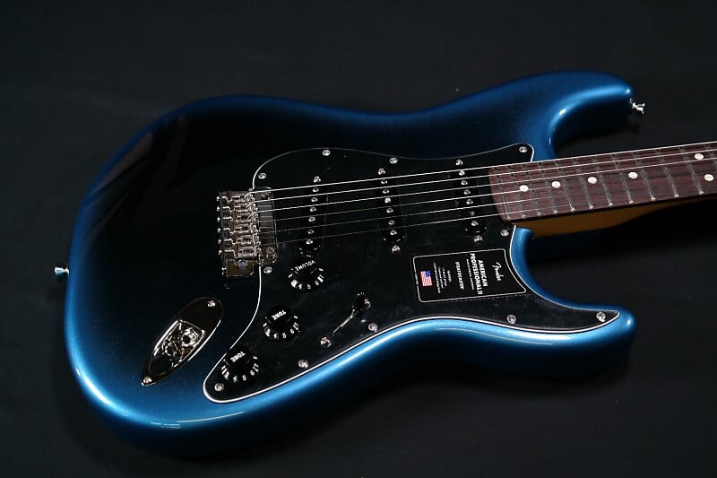 

Электрогитара Fender American Professional II Stratocaster - Rosewood Fingerboard - Dark Night 907