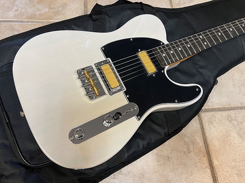 2023 Fender Gold Foil Telecaster Ebony Fingerboard White Blonde