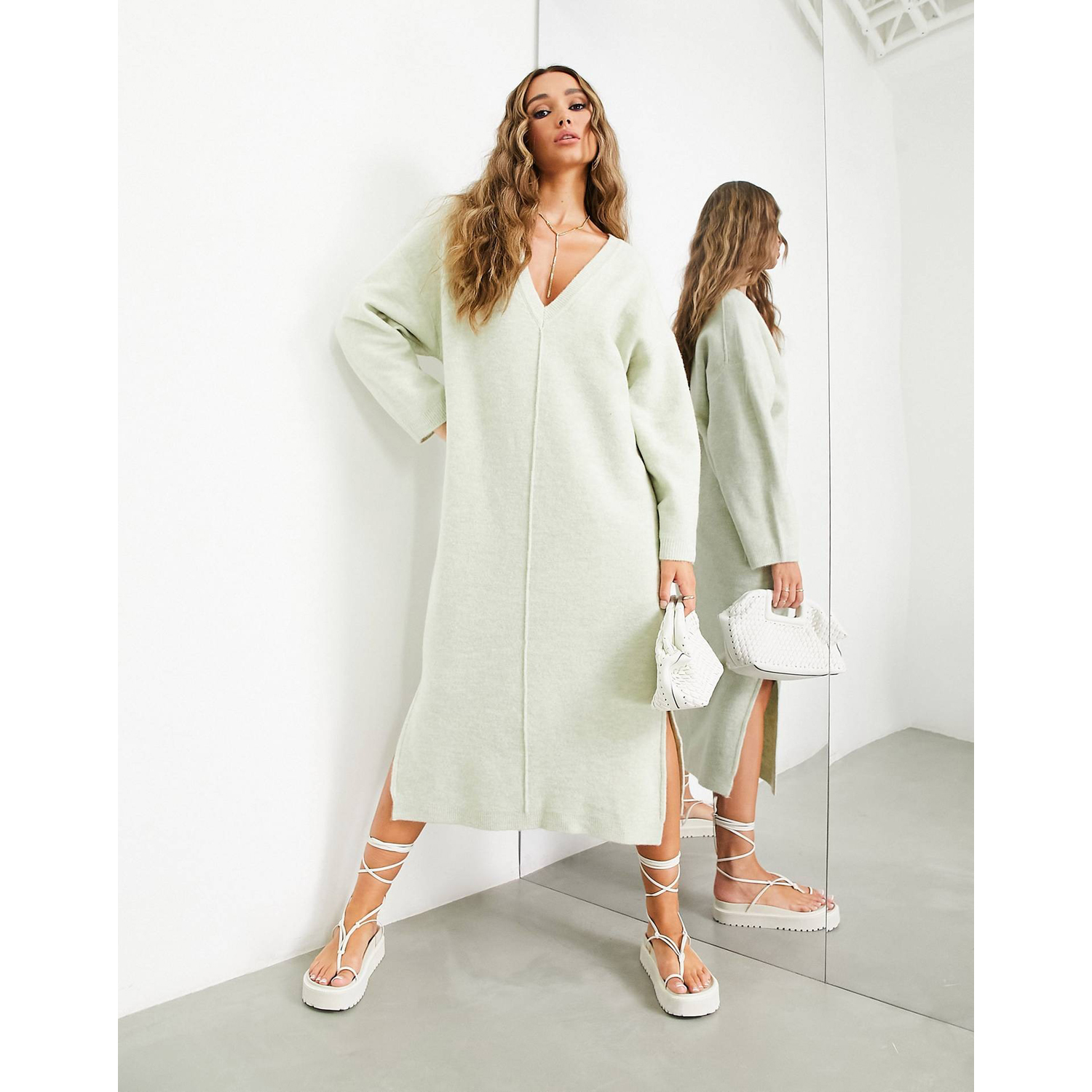 Платье Asos Edition Knitted Oversize With Pointed Neckline, серо-зеленый