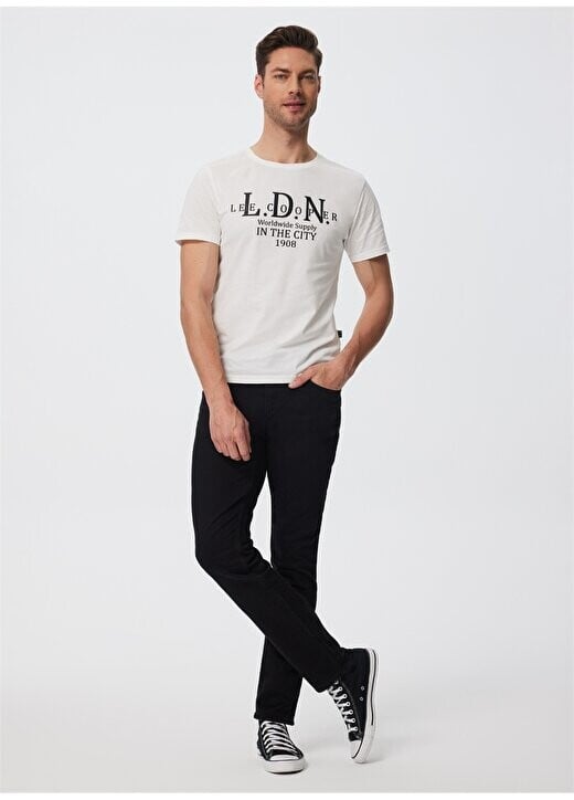 

Прямые мужские джинсовые брюки с нормальной талией 241 LCM 121037 JAGGER ABIGAIL BLACK Lee Cooper