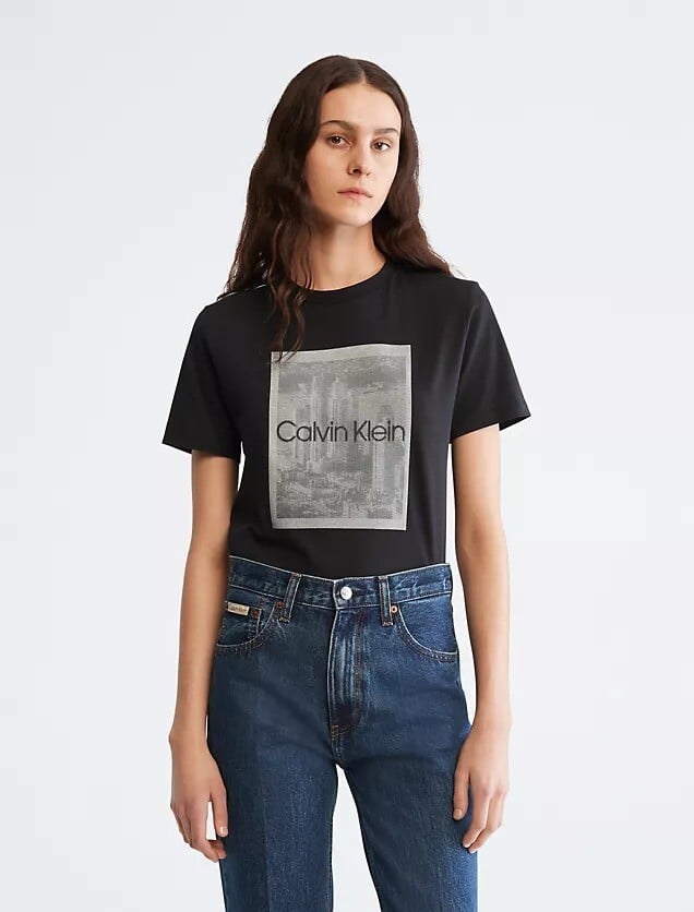 

Футболка Calvin Klein City Graphic Crewneck, черный