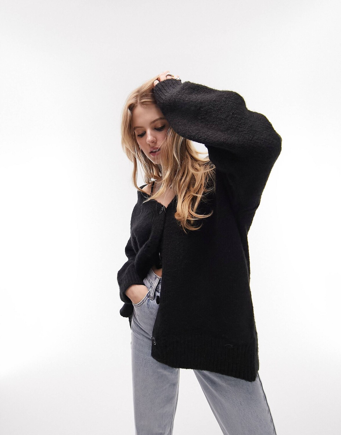 

Пушистый вязаный кардиган миди черного цвета Topshop
