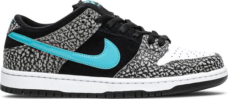 Nike atmos elephant on sale print