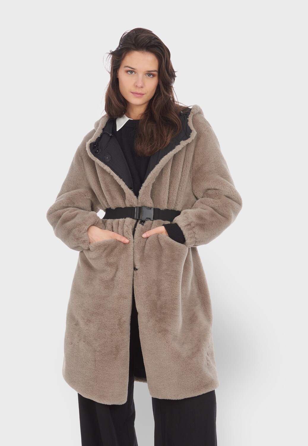 

Пальто классическое Oakwood, бежевый